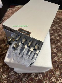 Bitmain Antminer S21 Hyd 335Th