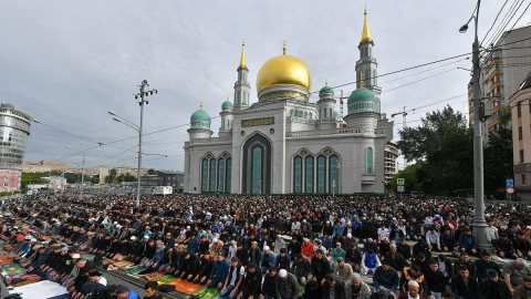 السياحة و التجارة في روسيا-مترجم روسي\عربي 3