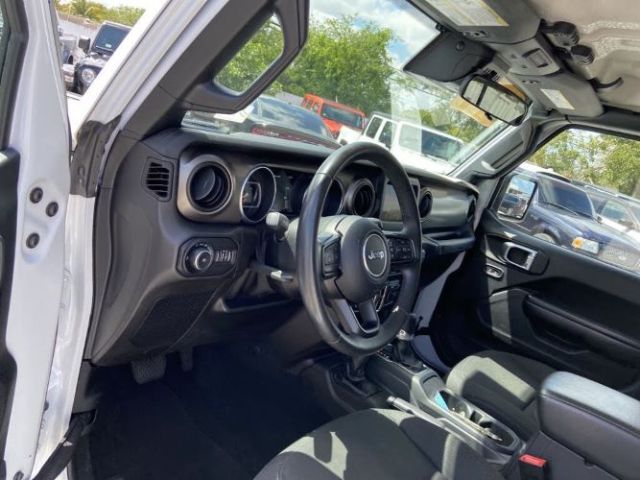 Selling My 2020 Jeep Wrangler Unlimited Sport S 4WD 3