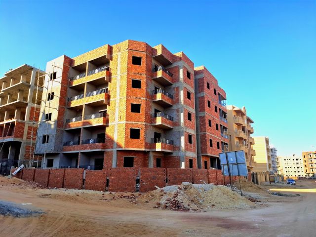 أر إي عقار للمقاولات