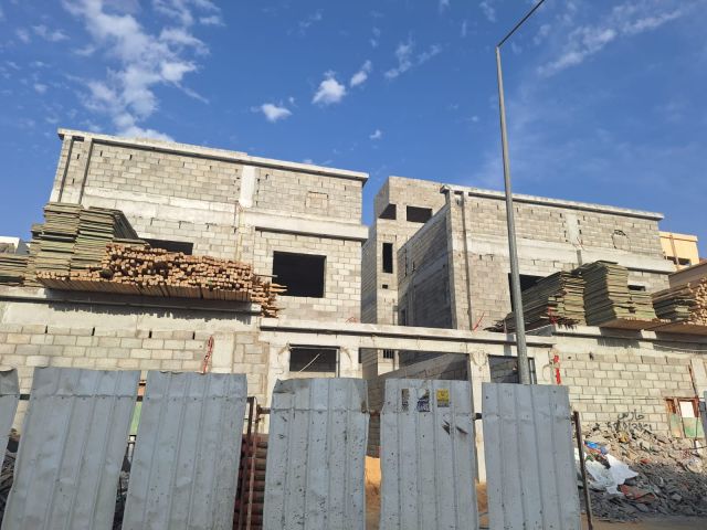   بناء ملاحق خارجية  4