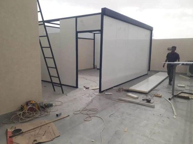 هناجر ومخازن ومستودعات وتغطيه الاسطخ سندوتش بنل بالرياض0535990488