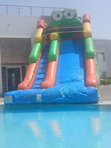 للايجار نطيطات هوائية وزحاليق مائية  3