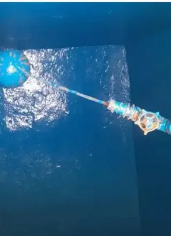 كفاح الفرسان عزل خزان أرضي لفيلا وتنظيف وتطهير الخزانات 