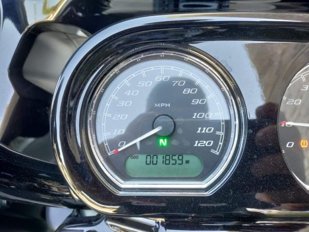  2022Harley-Davidson FLTRXS Road GlideWhatsApp(+971586703639) 2