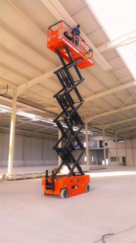 Renting all electric scaffolding
