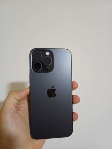 i phone 16 pro max 256gb 100% battery health like new 6