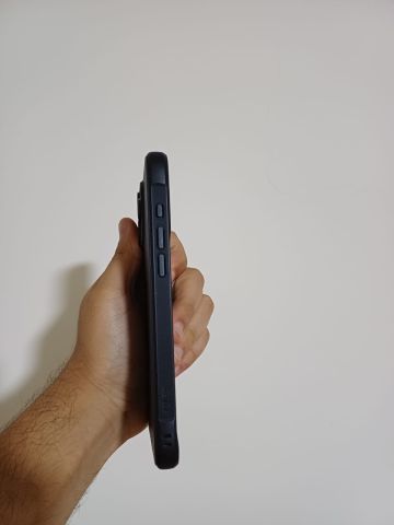 i phone 16 pro max 256gb 100% battery health like new 9