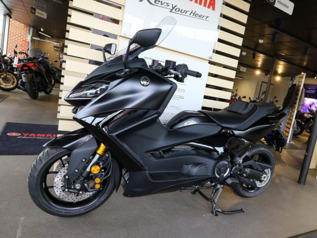 Brand New 2024 Yamaha TMAX 560 3