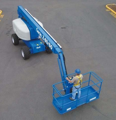 سيزرلفت للايجار من 6متر وحتى 20متر . 2025  مع انجاز توب 5