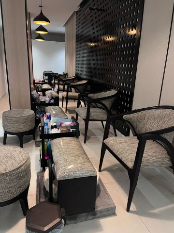 تصميم و ترميم صالون تجميل في الرياض