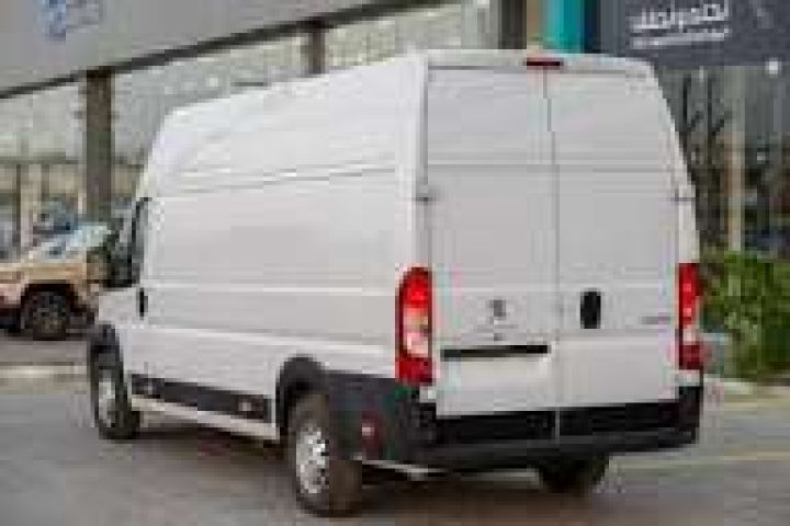 بص توصيل مشاوير خفيفه بشمال الرياض 0575907703