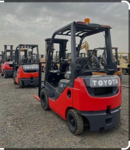 رافعات شوكية للايجار سيزرلفت للايجار مان لفت للايجار  2