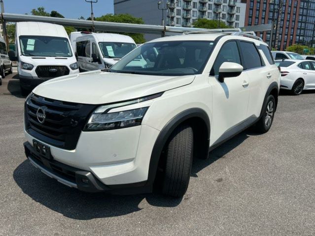 2023Nissan Pathfinder SL  4WD 3