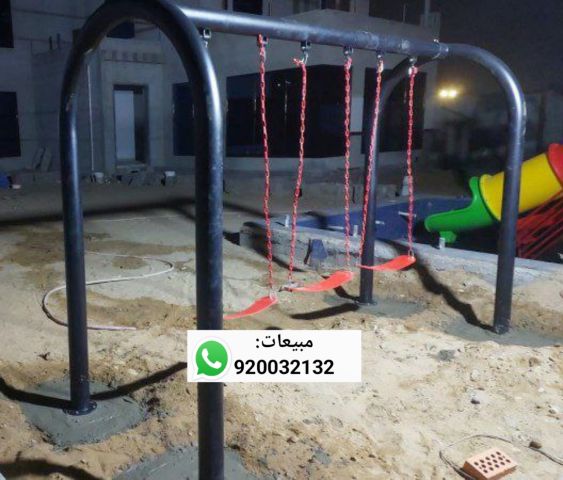 مراجيح ثلاثة مقاعد  3