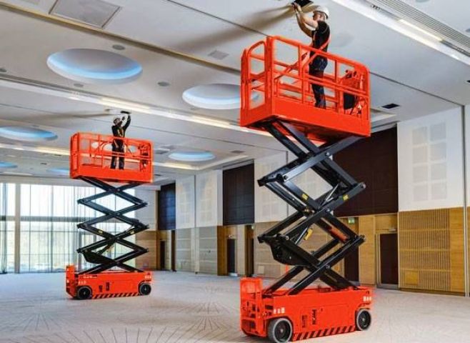 scissor lifts All sizes For rent 2