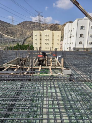 شركة R E عقار… التزام، جودة، تسليم في الميعاد