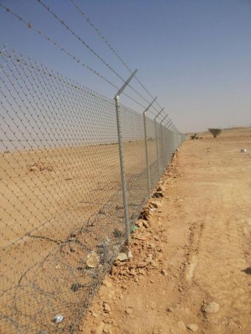  سواتر بلاستيك ملون عالية الجودة مع ضمان 8