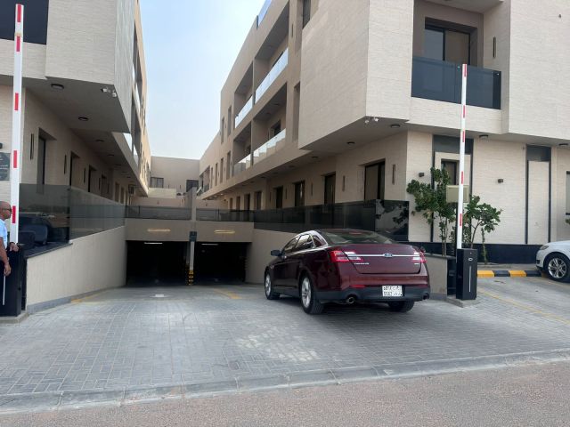 بوابات مواقف سيارات ذراع الكترونية Barrier Gate 6