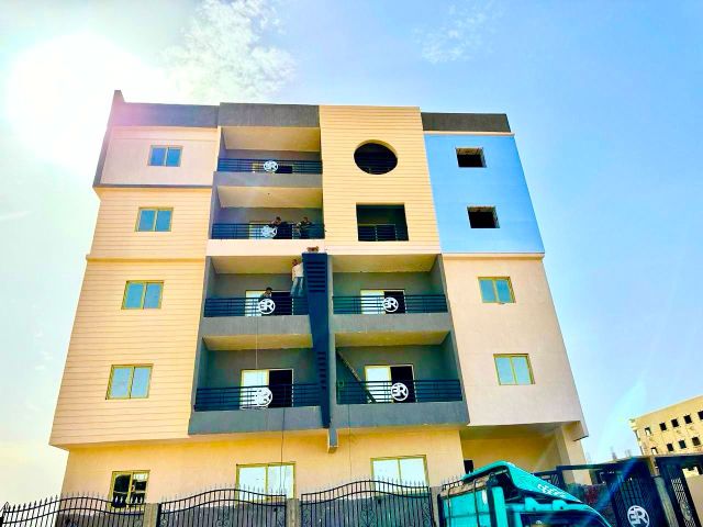 3️⃣ عروض مميزة من شركة أر إي عقار لتنفيذ جميع أعمال البناء