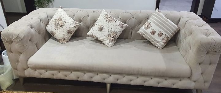 كنب وطاولة قهوه ودولاب تلفزيون 5