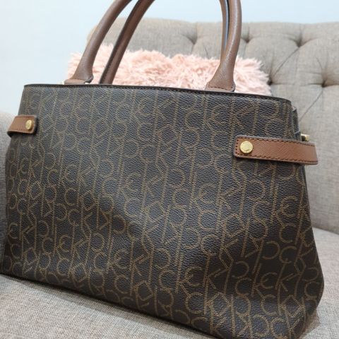 شنط ماركه اصليه 5