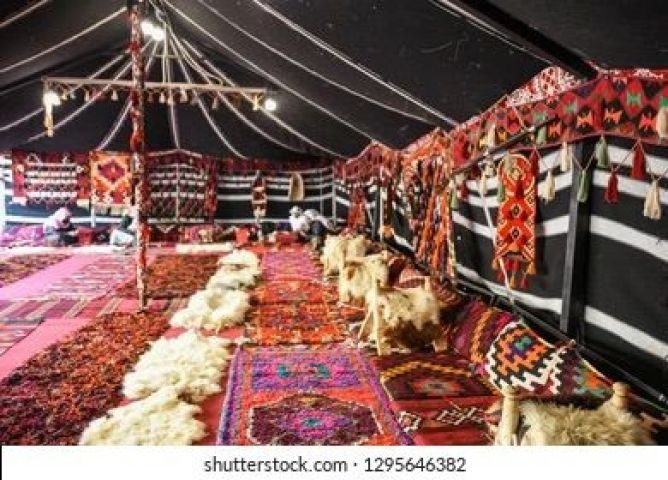   جلسات خارجية ,جلسات داخلية ,كنب ,كراسي ,طاولات ,خيام ملكية  5