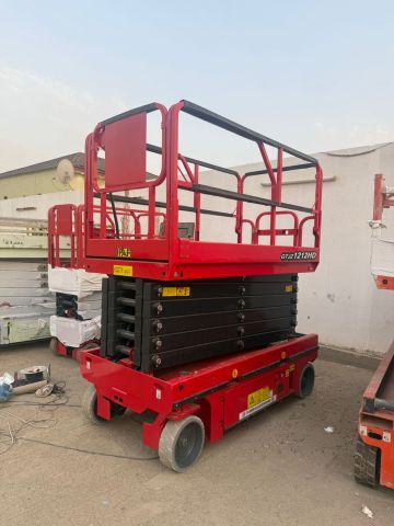 رافعه مقصيه 6متر 8متر 10متر 12متر 14متر16متر كهرباء للايجار 