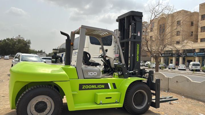 رافعه شوكيه فوركلفت رافعات شوكية 3طن5طن7طن10طن16طن للايجار 