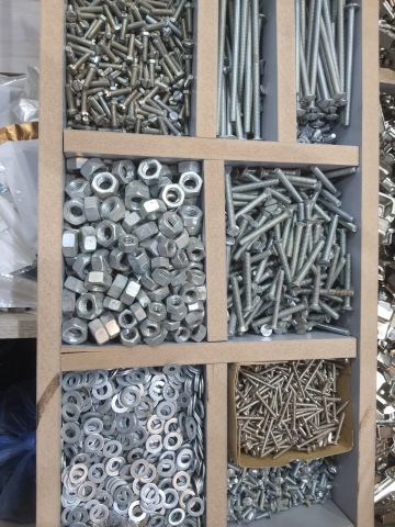 مستلزمات اكسسوارات وعدد المنزل والورش  5