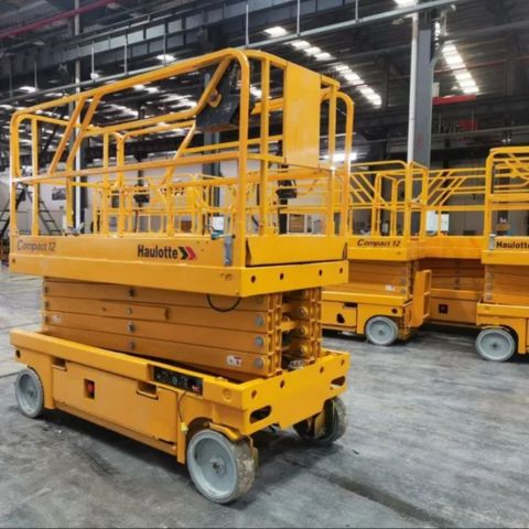 سيزرلفت للايجار ( رافعات مقصيه) ديزل، كهرباء  2