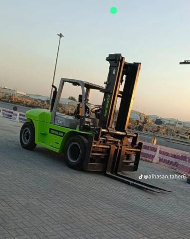 رافعه شوكيه للإيجار3 طن  5طن  7طن  10طن 10