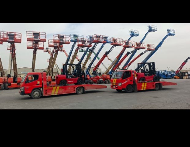 سيزر لفتات للايجار جميع المقاسات مان لفت للايجار رافعات شوكية للا