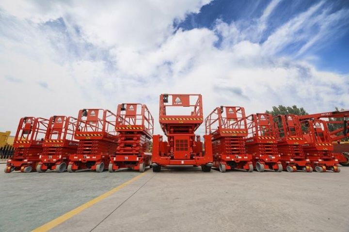 سيزر لفتات للايجار جميع المقاسات مان لفت للايجار رافعات شوكية للا 3