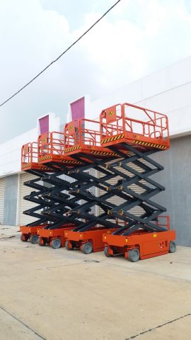 سيزر لفت للايجار جميع المقاسات  4