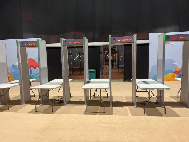 بوابة كشف معادن و تفتيش افراد بوابة امنية  6