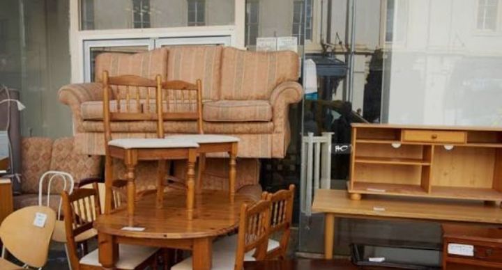 التخلص من الاثاث القديم بالرياض 0534375367