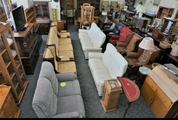 نتخلص من الاثاث القديم بالرياض 0534375367