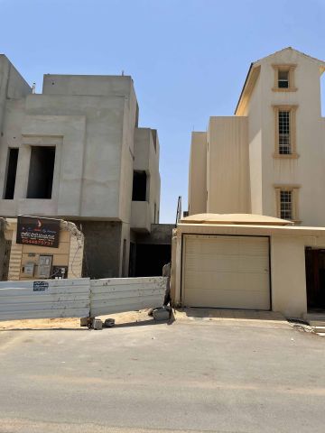 تشطيب واجهة تاون هاوس بجي النزهة بالرياض رخام ترفنتينو و بروفايل  6