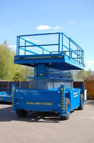 رافعات شوكيه للايجار سيزرلفت للايجار في جده 2026 2