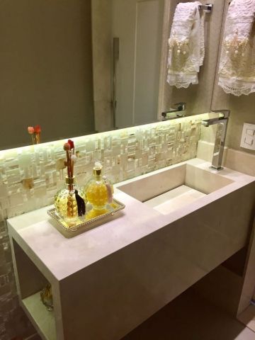  مغاسل رخام مع خزائن – تنفيذ حسب المساحة