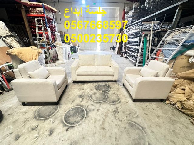   كل ما يلزم تجهيز المؤتمرات والاحتفالات 9