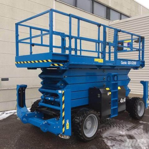 سيزرلفت للايجار. مان لفت للايجار. رافعات شوكيه للايجار  2