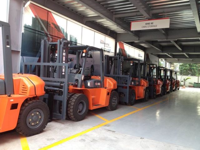 رافعات شوكيه فوركلفت للايجار من1.5 طن الى25 طن  8