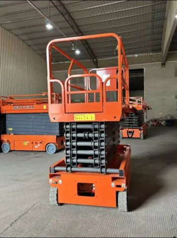 (سيزرلفت  - مان لفت) للايجار/ كهرباء- ديزل  -الرياض الدمام جده  4