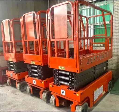 (سيزرلفت  - مان لفت) للايجار/ كهرباء- ديزل  -الرياض الدمام جده  5