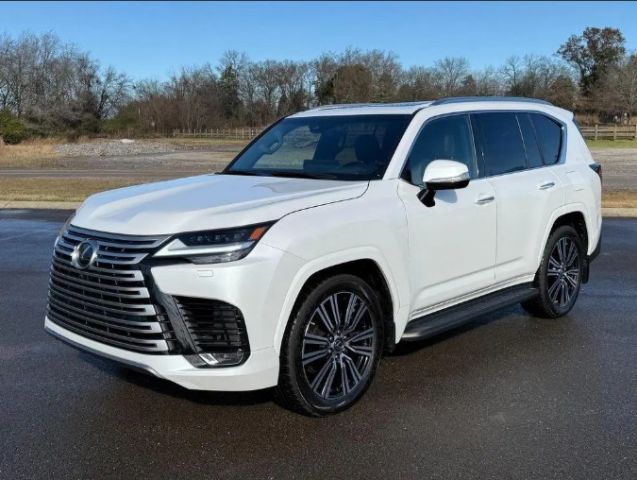 2023 Lexus LX600 4WD Gcc Full Options 16,200KM