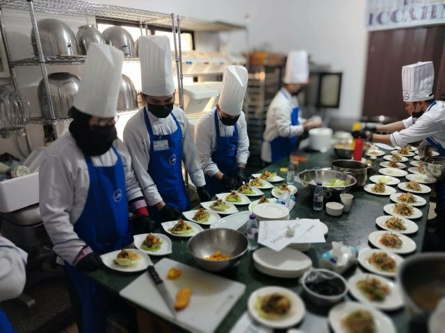  تدريب احترافي في فنون الطهي والضيافة 2