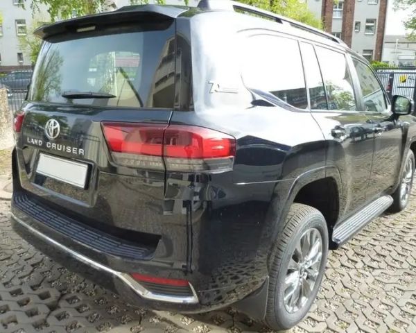 Toyota Land Cruiser 2023 Diesel Engine SUV 3.3L  3