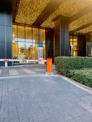 بوابات مرور سيارات إيطالية بتقنية متطورة وتصميم راقي،  3